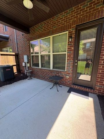 216 Bixby Private Ln, Hendersonville, TN 37075