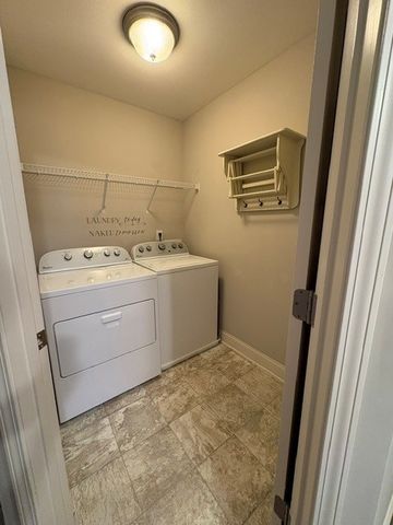 216 Bixby Private Ln, Hendersonville, TN 37075