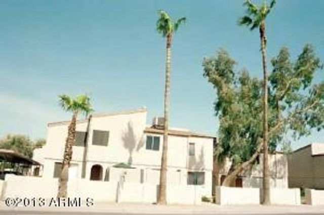 1455 N ALMA SCHOOL Road 11, Mesa, AZ 85201