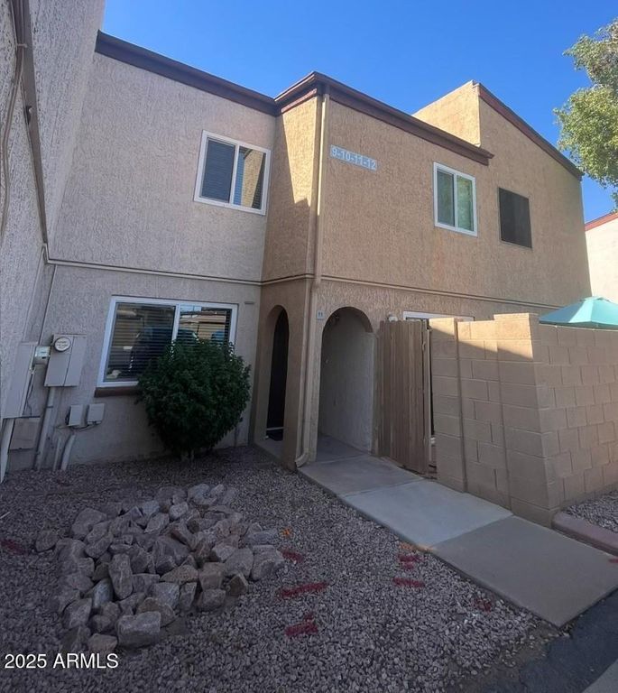 1455 N ALMA SCHOOL Road 11, Mesa, AZ 85201