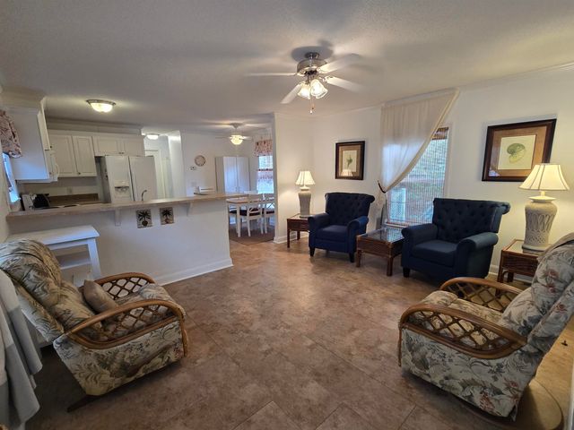 466 W Banks Dr., Garden City Beach, SC 29576