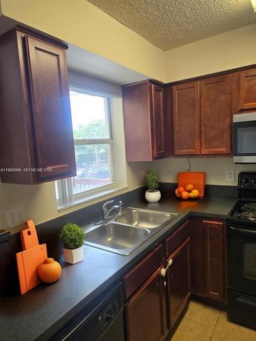 7610 Westwood Drive 120, Tamarac, FL 33321