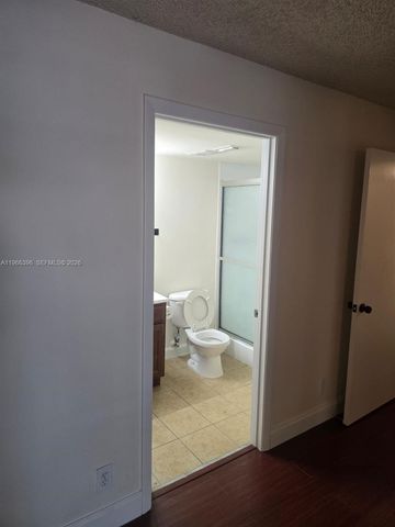 7610 Westwood Drive 120, Tamarac, FL 33321
