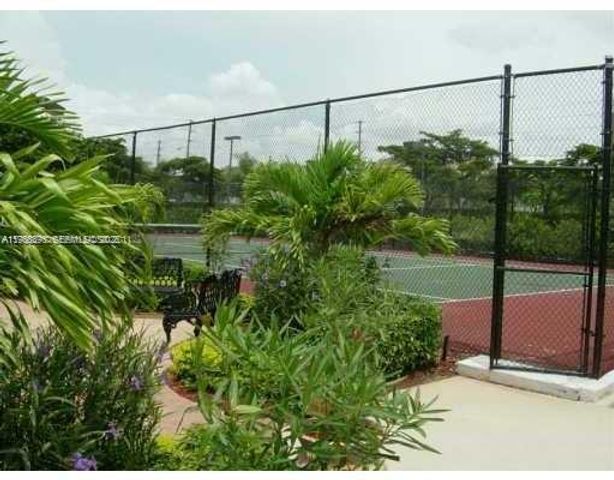 7610 Westwood Drive 120, Tamarac, FL 33321
