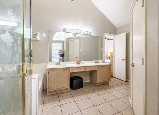 1104 Old Knoll Drive, Wylie, TX 75098