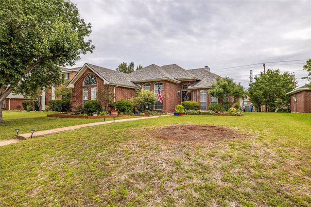 1104 Old Knoll Drive, Wylie, TX 75098