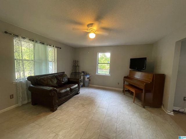 116 RANDALL CIRCLE, Clanton, AL 35045