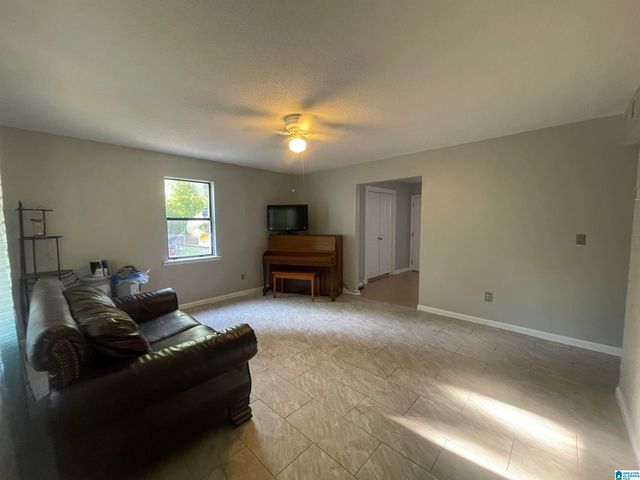 116 RANDALL CIRCLE, Clanton, AL 35045