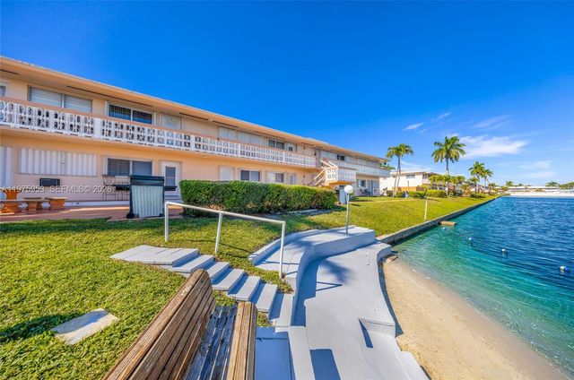 1015 SW 11th Ave 5K, Hallandale Beach, FL 33009