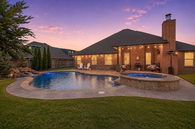 2117 Hidden Prairie Court, Edmond, OK 73013
