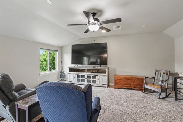2117 Hidden Prairie Court, Edmond, OK 73013