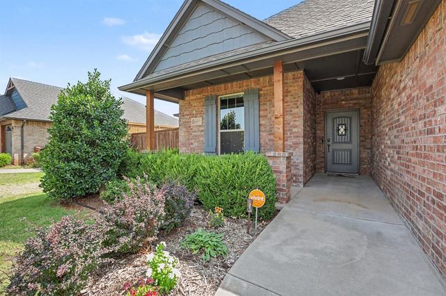 2117 Hidden Prairie Court, Edmond, OK 73013