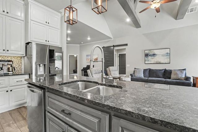 2117 Hidden Prairie Court, Edmond, OK 73013