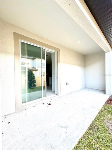 10321 TRUMPET HONEYSUCKLE WAY, San Antonio, FL 33576