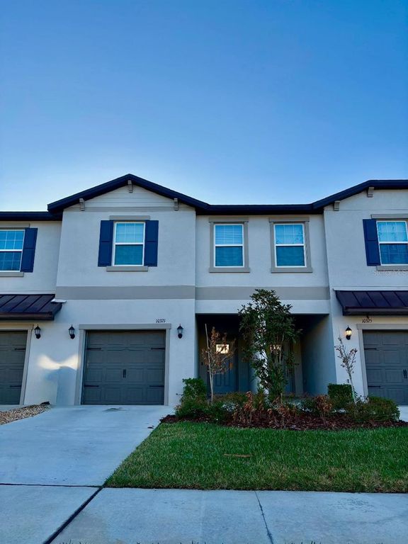 10321 TRUMPET HONEYSUCKLE WAY, San Antonio, FL 33576