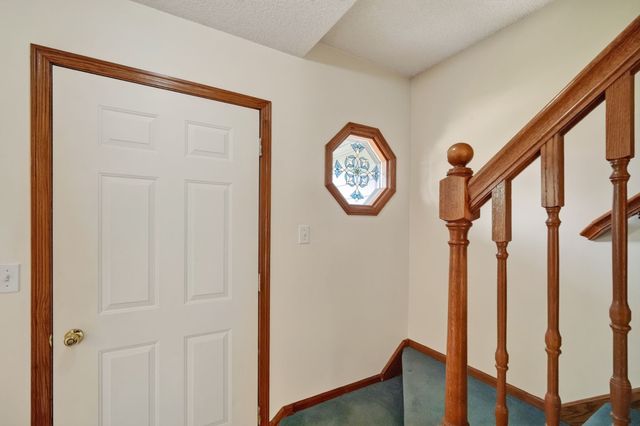 5042 Raintree Drive, West Des Moines, IA 50265