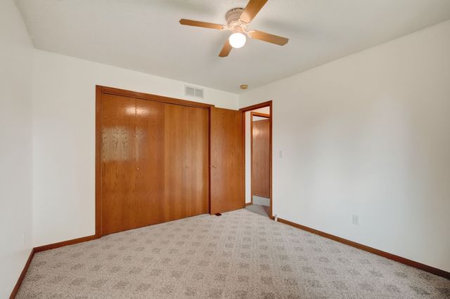 5042 Raintree Drive, West Des Moines, IA 50265