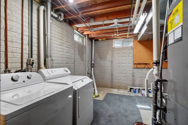 5042 Raintree Drive, West Des Moines, IA 50265