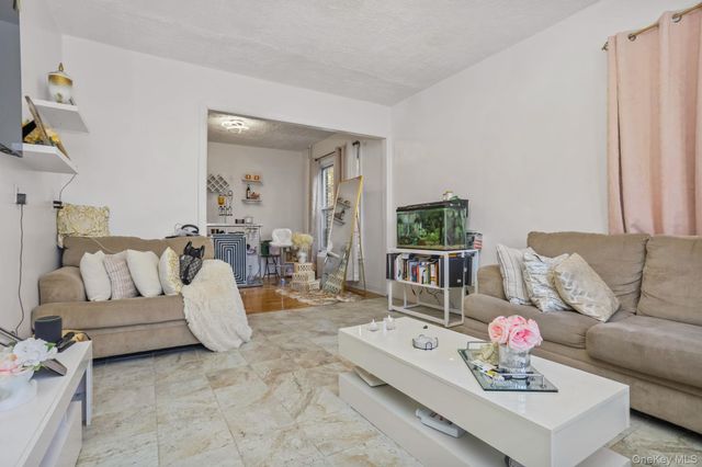 1955 Andrews Avenue S, Bronx, NY 10453