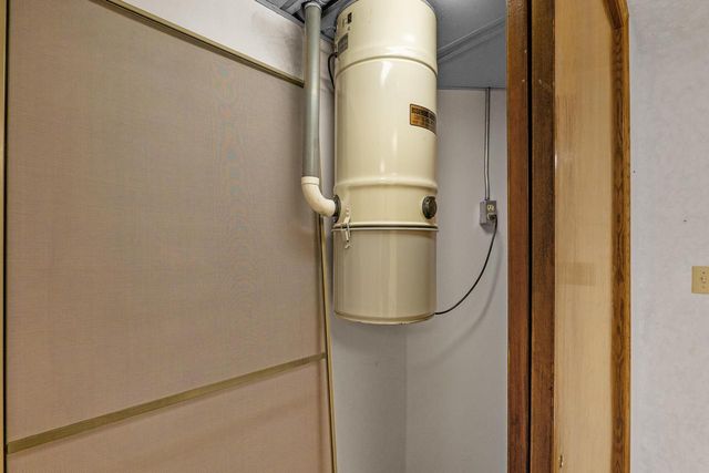 N4076 County Road E, Freedom, WI 54130