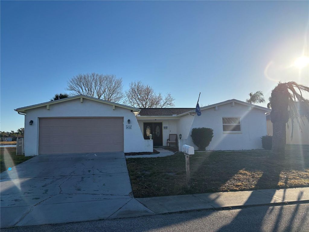 9616 LAKE CHRISTINA LANE, Port Richey, FL 34668