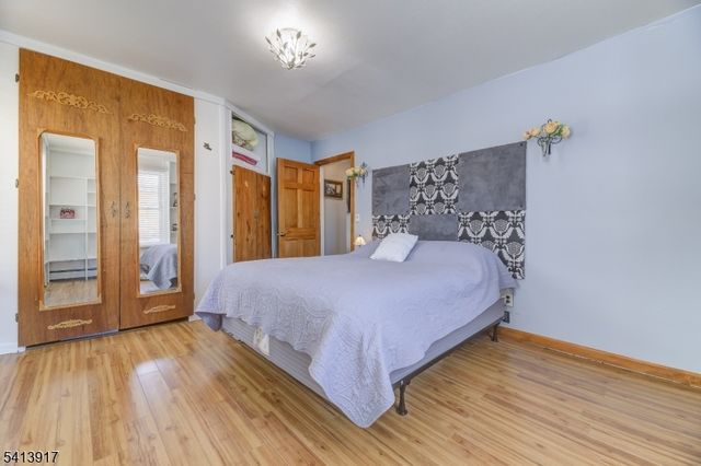 49 New Amwell Rd, Hillsborough Twp., NJ 08844