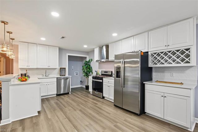 325 Appian AVE, Virginia Beach, VA 23452