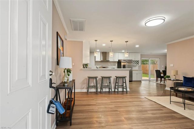 325 Appian AVE, Virginia Beach, VA 23452
