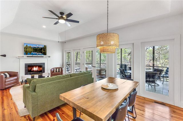125 Cove Nook, Six Mile, SC 29682