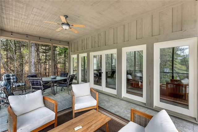 125 Cove Nook, Six Mile, SC 29682