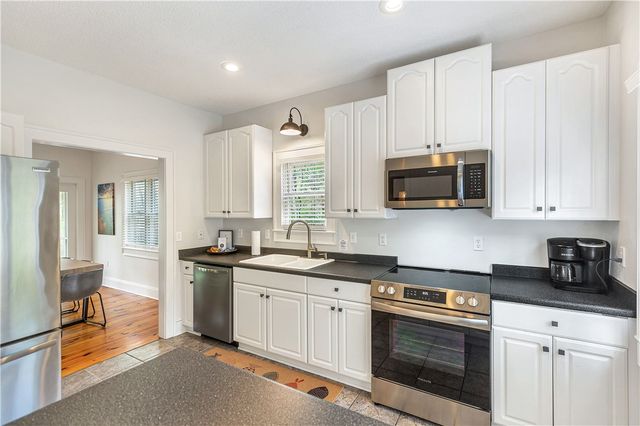 125 Cove Nook, Six Mile, SC 29682