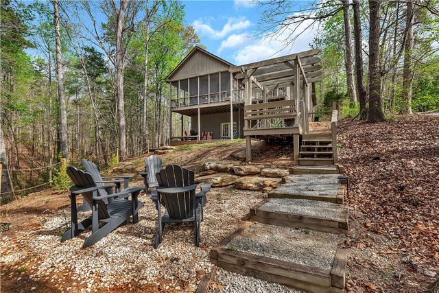 125 Cove Nook, Six Mile, SC 29682