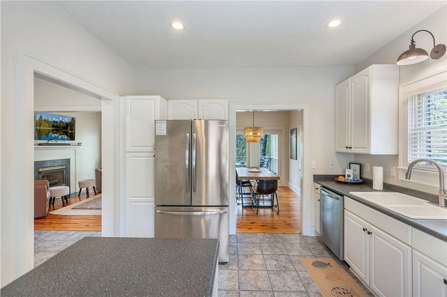 125 Cove Nook, Six Mile, SC 29682