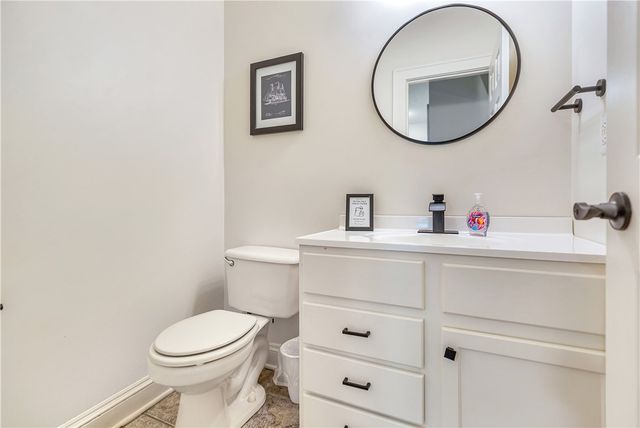 125 Cove Nook, Six Mile, SC 29682