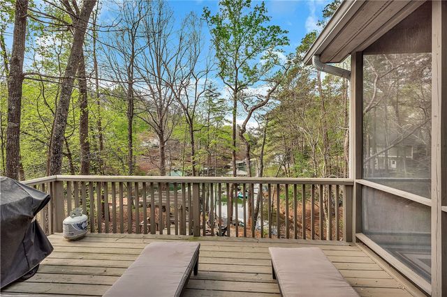 125 Cove Nook, Six Mile, SC 29682