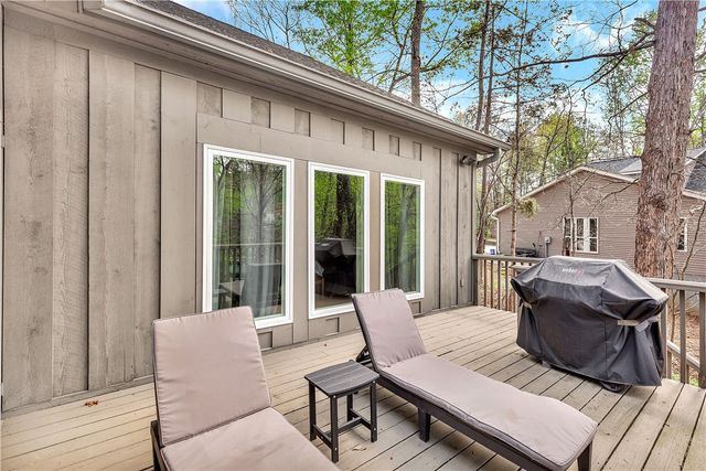 125 Cove Nook, Six Mile, SC 29682