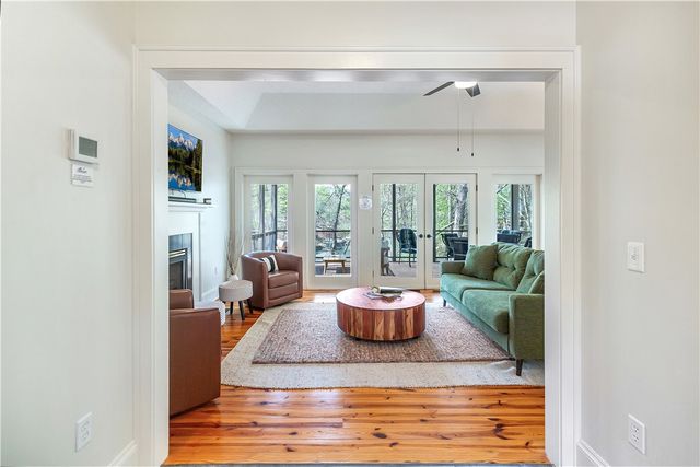 125 Cove Nook, Six Mile, SC 29682