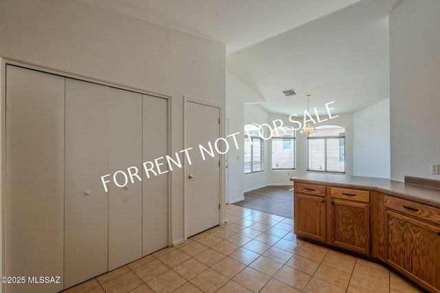 6339 E Garden Stone Drive, Tucson, AZ 85756