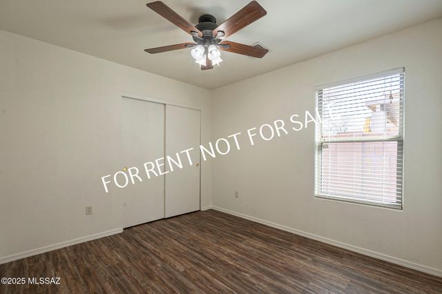 6339 E Garden Stone Drive, Tucson, AZ 85756