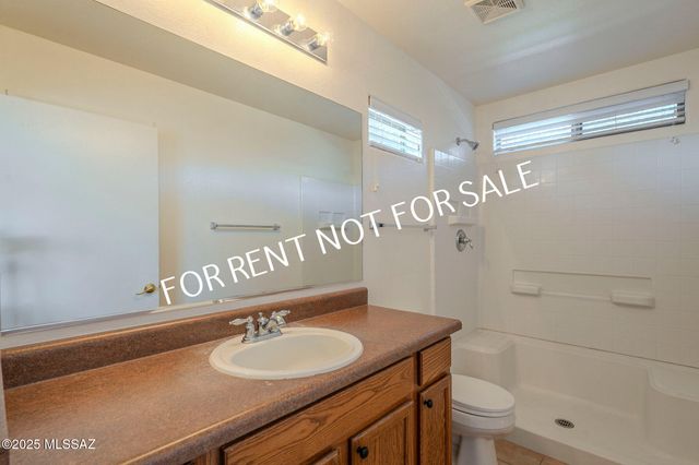 6339 E Garden Stone Drive, Tucson, AZ 85756