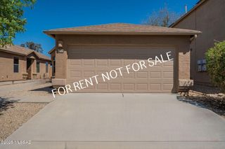 6339 E Garden Stone Drive, Tucson, AZ 85756
