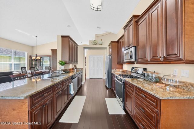 3802 Saint Armens Circle, Melbourne, FL 32934