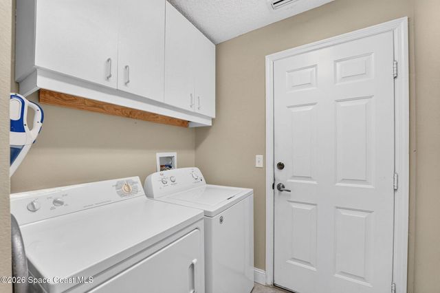 3802 Saint Armens Circle, Melbourne, FL 32934