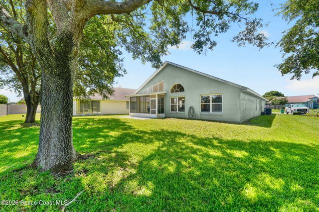 3802 Saint Armens Circle, Melbourne, FL 32934