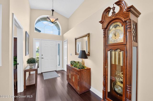 3802 Saint Armens Circle, Melbourne, FL 32934