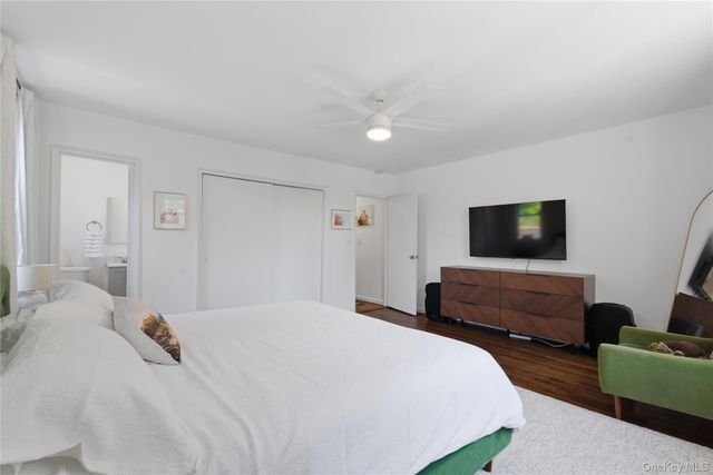 14 Soundview Avenue 28, White Plains, NY 10606