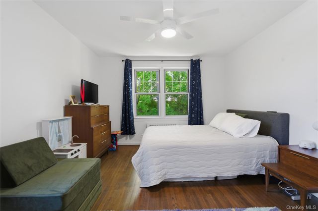 14 Soundview Avenue 28, White Plains, NY 10606