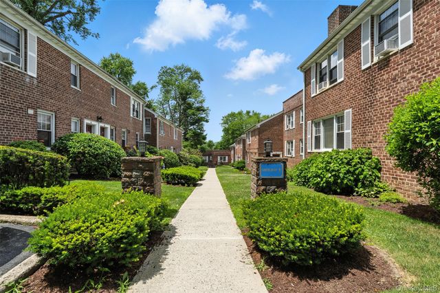 14 Soundview Avenue 28, White Plains, NY 10606