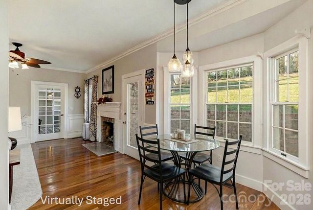 514 Whispering Hills Drive, Hendersonville, NC 28792