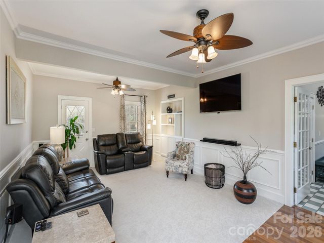 514 Whispering Hills Drive, Hendersonville, NC 28792